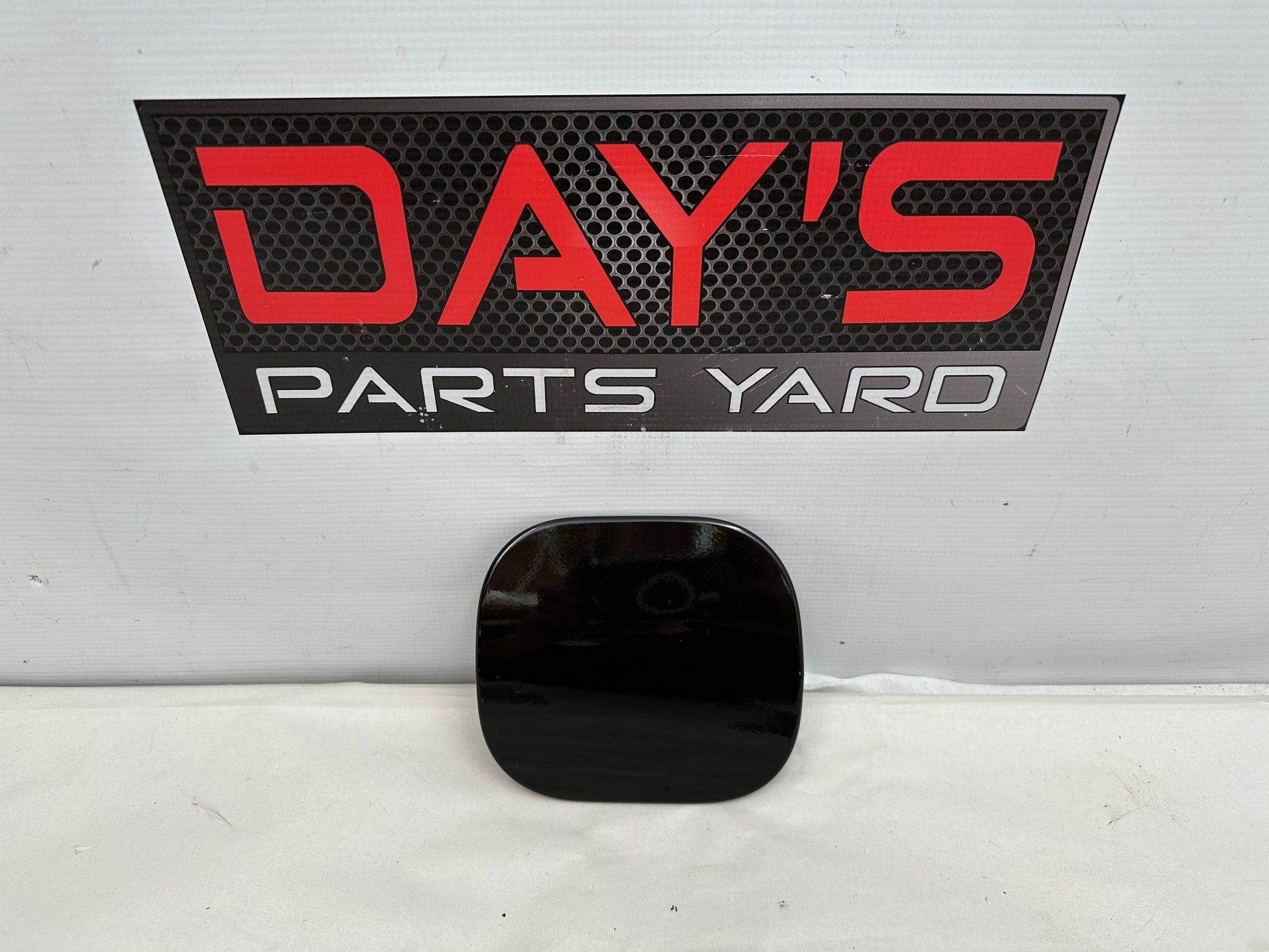 2016 Cadillac CTS-V Fuel Gas Tank Door Lid Cover OEM - Day's Parts Yard
