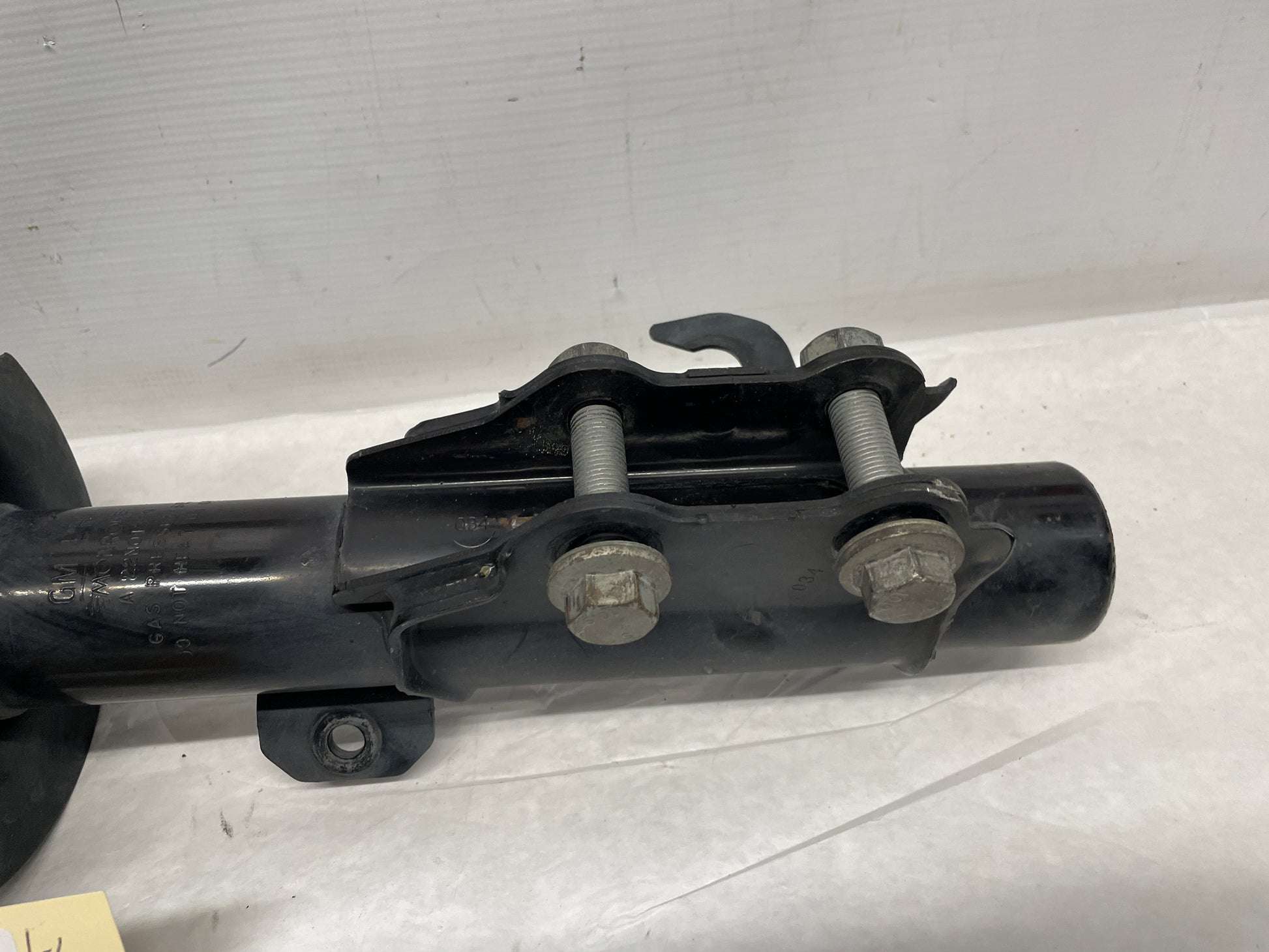 2014 Chevy SS Sedan LH Driver Front Suspension Strut Assembly OEM - Day's Parts Yard