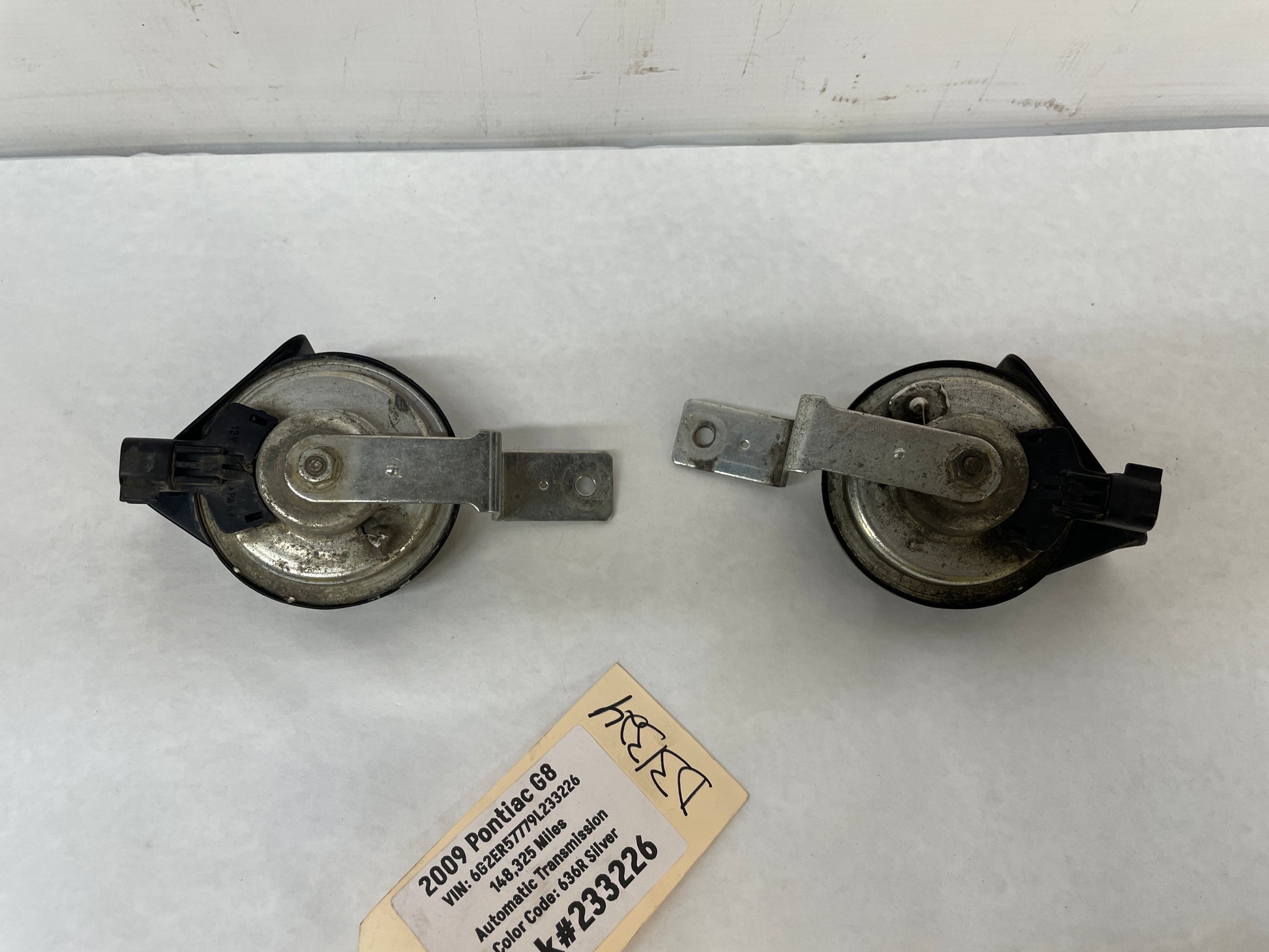 2009 Pontiac G8  Horn Set  OEM - Day's Parts Yard