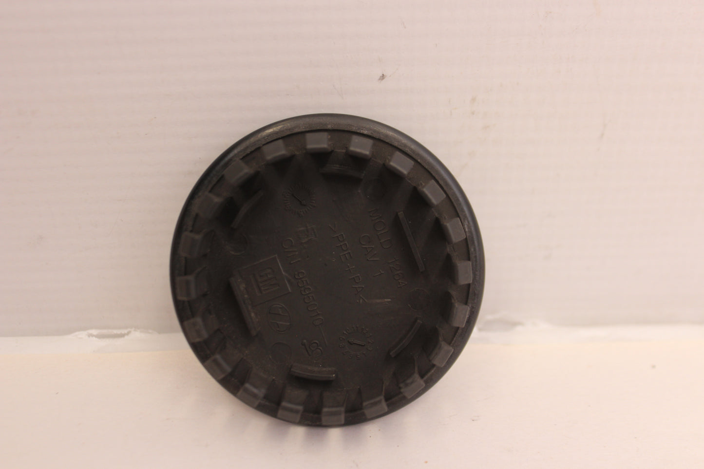 2012 Chevy Camaro SS 1 Center Cap Black OEM