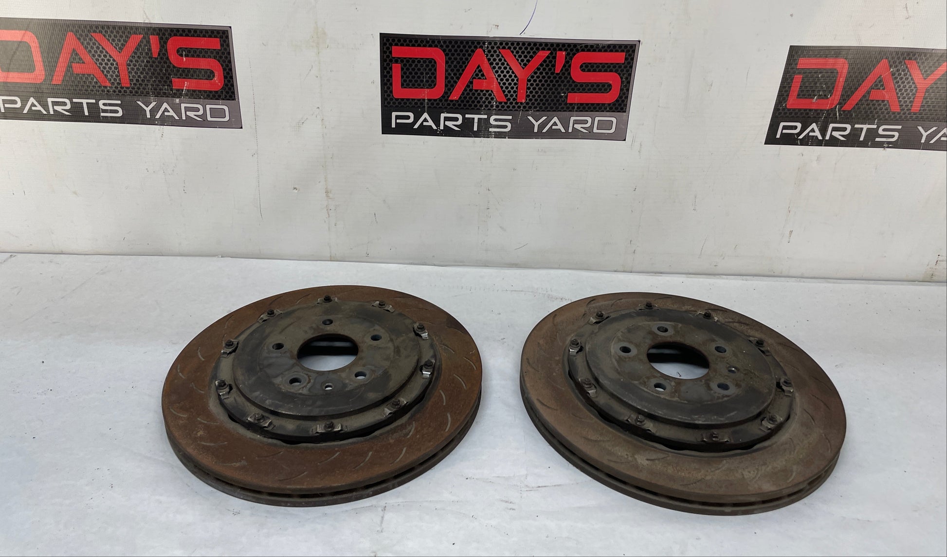 2017 Chevy Corvette Grand Sport 2LT RH & LH Rear Brake Rotors OEM - Day's Parts Yard