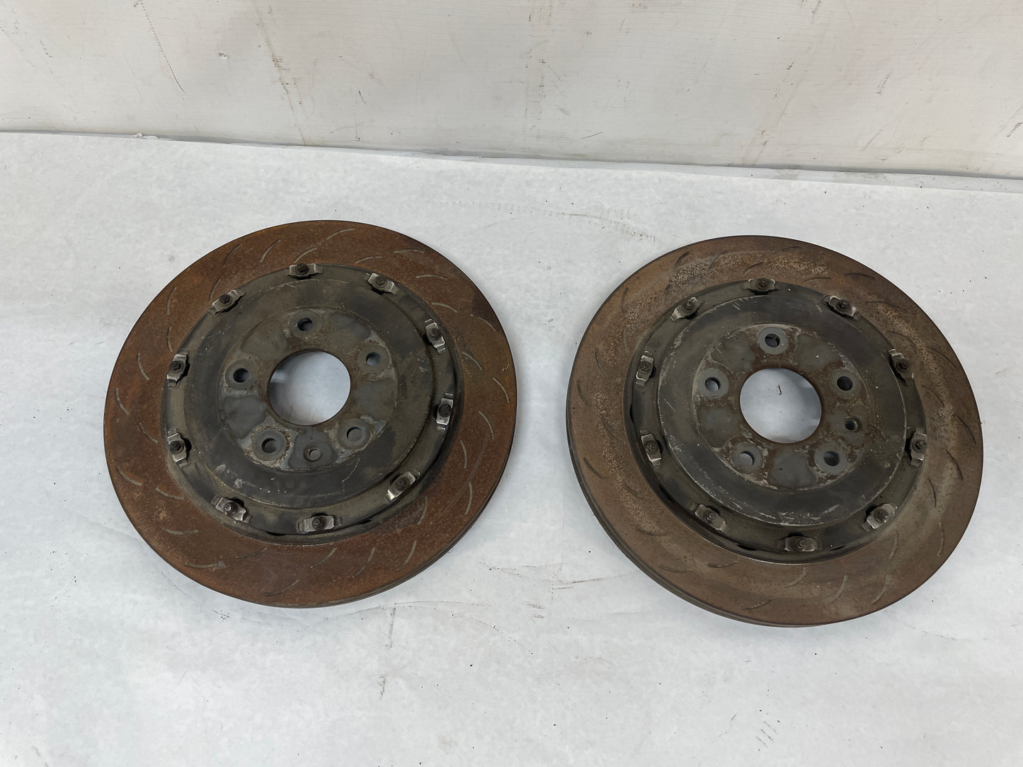 2017 Chevy Corvette Grand Sport 2LT RH & LH Rear Brake Rotors OEM - Day's Parts Yard