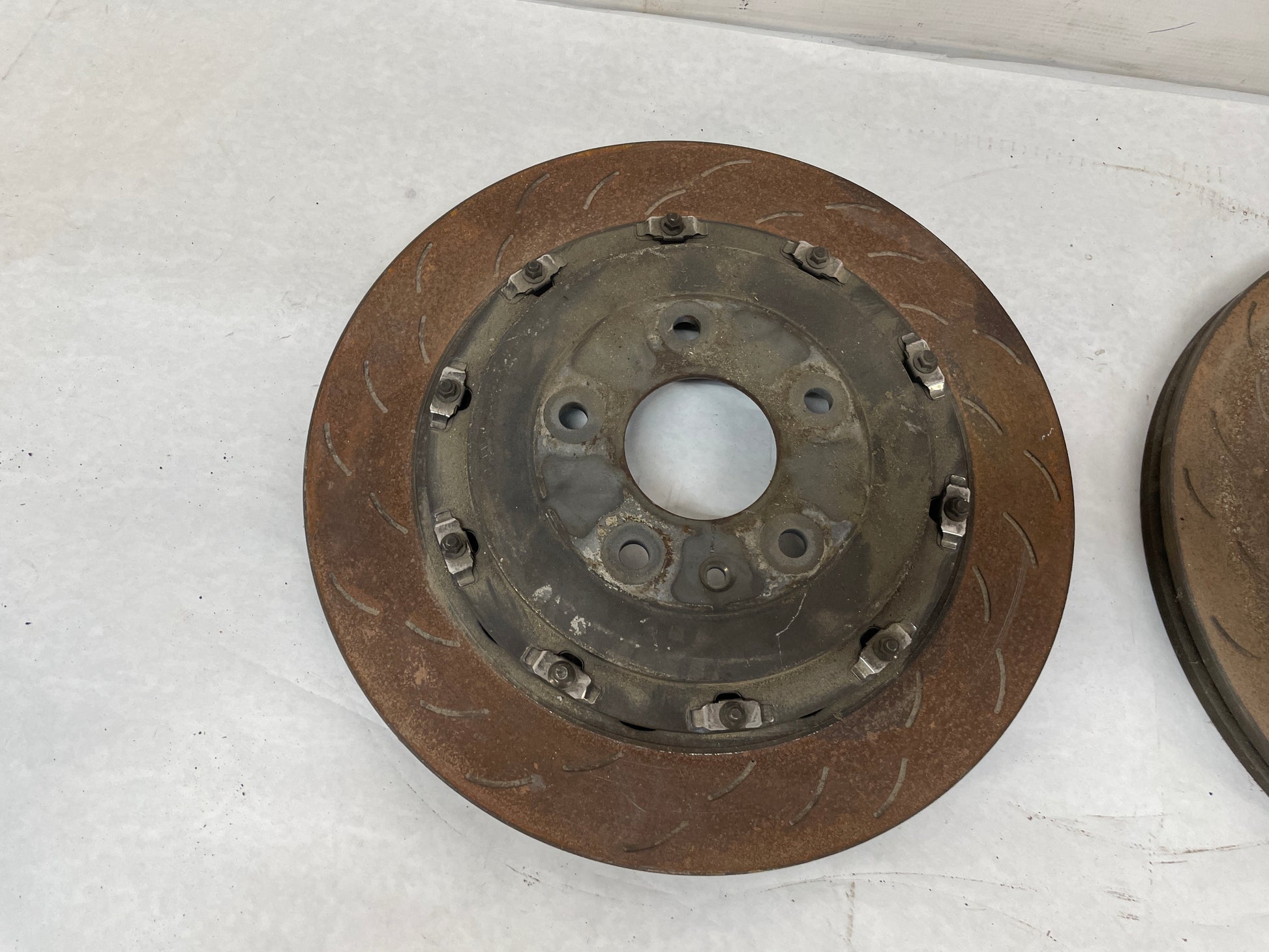 2017 Chevy Corvette Grand Sport 2LT RH & LH Rear Brake Rotors OEM - Day's Parts Yard