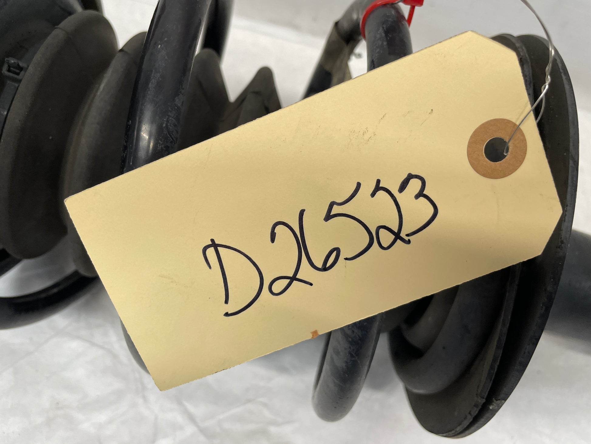 2014 Chevy SS Sedan RH Passenger Front Suspension Strut Assembly OEM - Day's Parts Yard