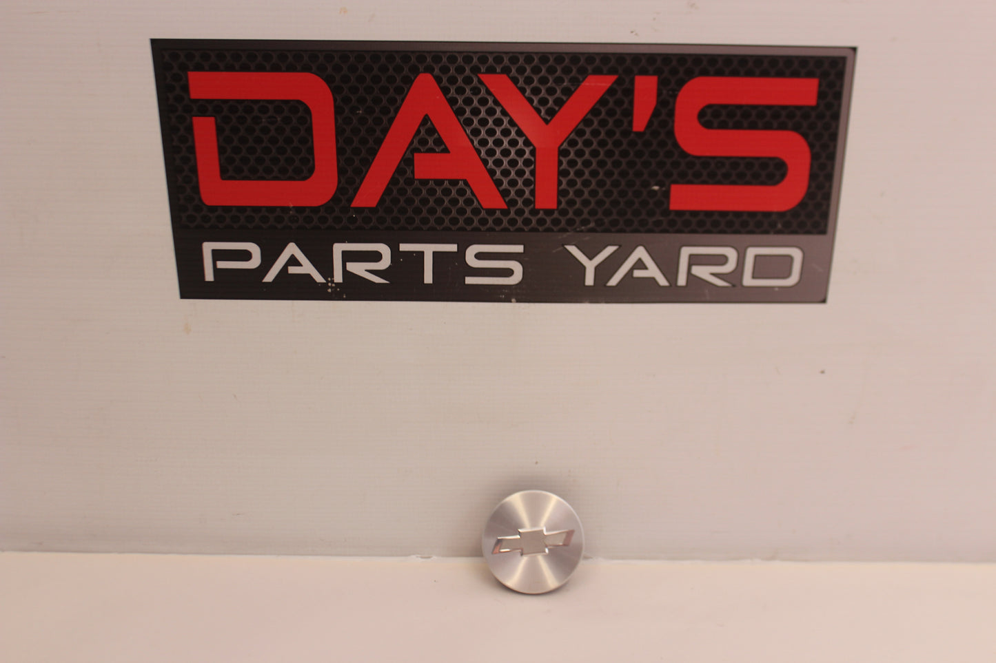 2014 Chevy Camaro SS Wheel Center Cap Silver OEM - Day's Parts Yard
