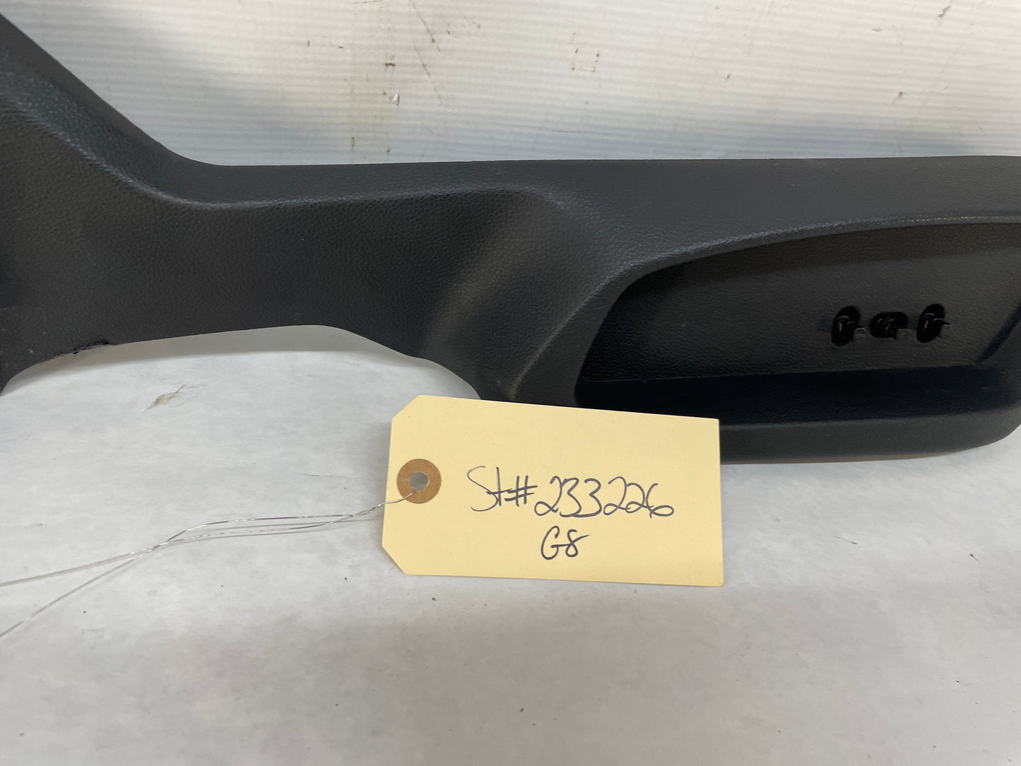 2009 Pontiac G8 Front RH Passenger Seat Controls Outer Finish Panel OEM - Day's Parts Yard