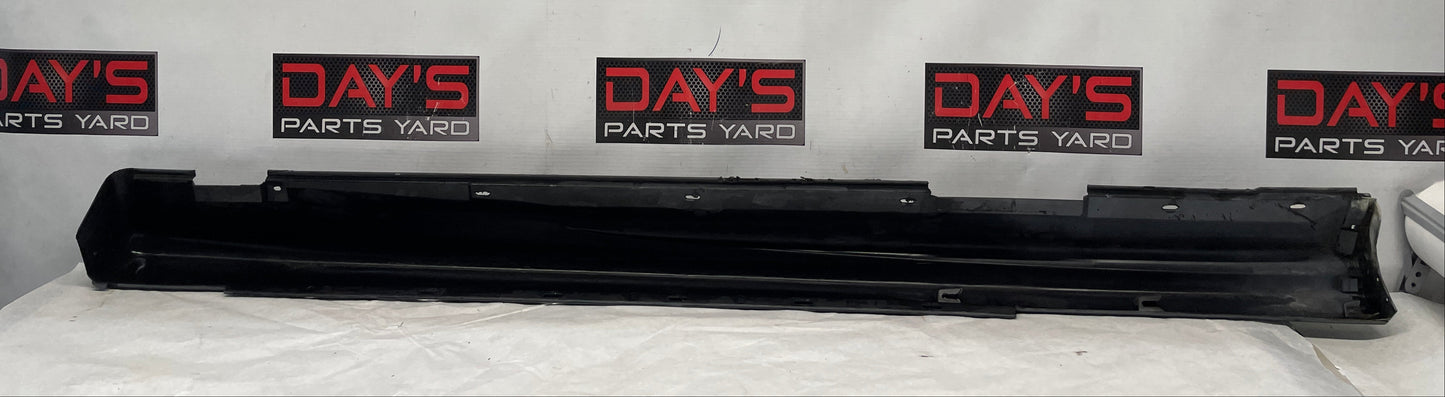 2005 Pontiac GTO LH Driver Rocker Molding Side Skirt Trim Panel OEM - Day's Parts Yard