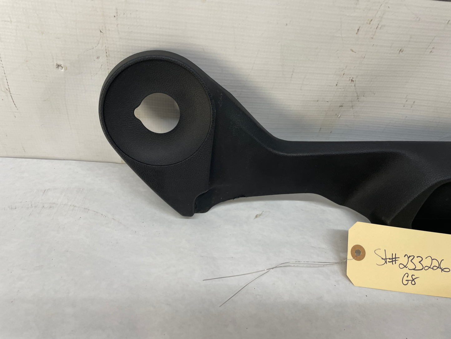 2009 Pontiac G8 Front RH Passenger Seat Controls Outer Finish Panel OEM - Day's Parts Yard