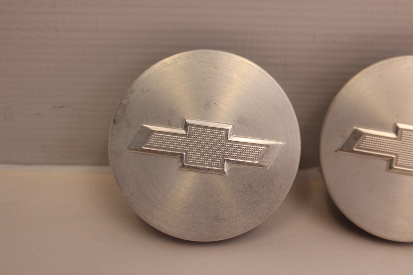 2013 Chevy Camaro SS Wheel Center Caps Silver OEM - Day's Parts Yard