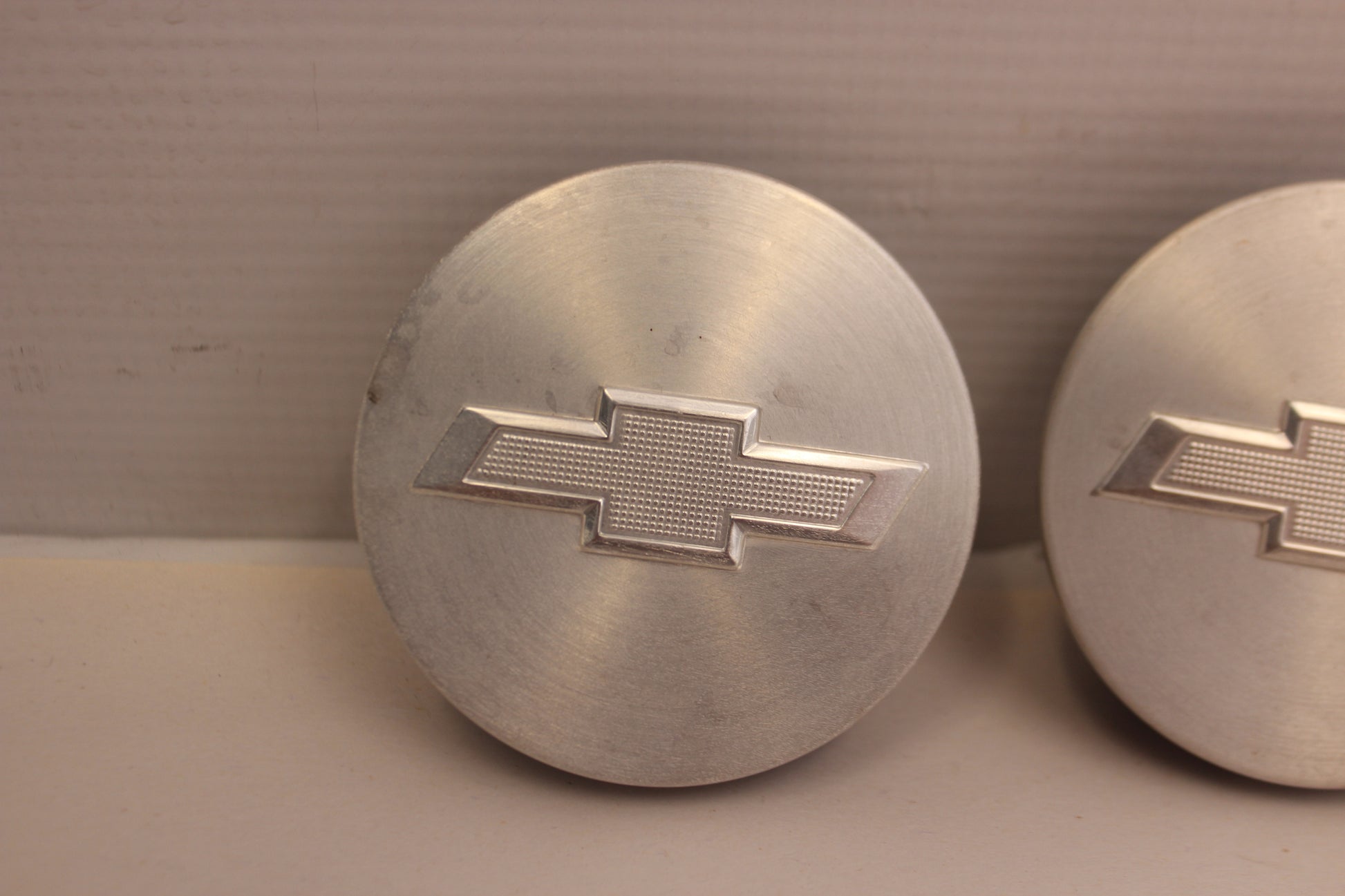 2013 Chevy Camaro SS Wheel Center Caps Silver OEM - Day's Parts Yard