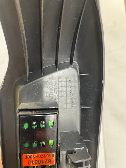 2009 Pontiac G8 Front RH Passenger Seat Controls Outer Finish Panel OEM - Day's Parts Yard