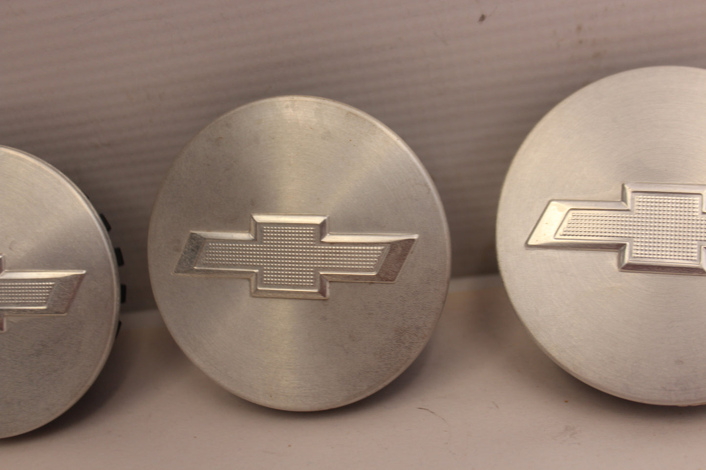 2013 Chevy Camaro SS Wheel Center Caps Silver OEM - Day's Parts Yard