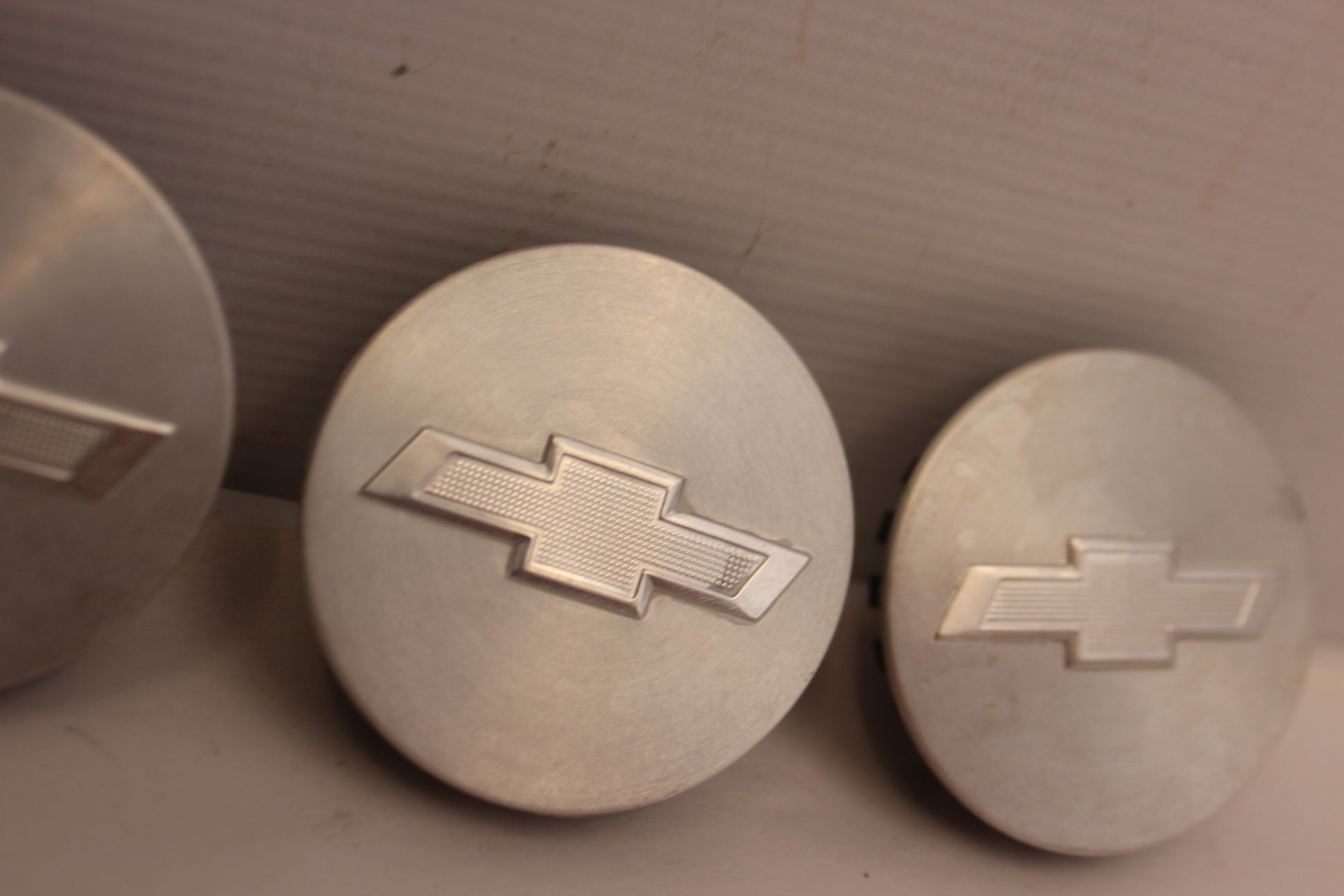 2013 Chevy Camaro SS Wheel Center Caps Silver OEM - Day's Parts Yard