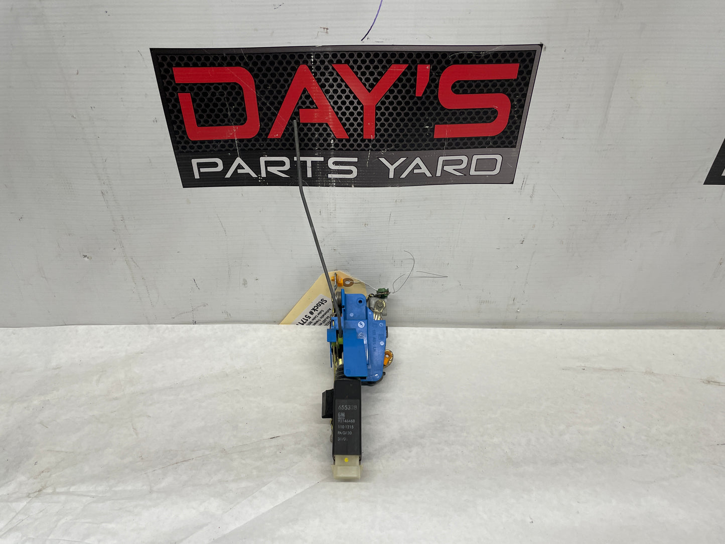 2006 Pontiac GTO LH Driver Door Lock Actuator Assembly OEM