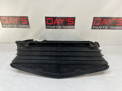 2009 Pontiac G8 Radiator Air Inlet Duct Shroud OEM - Day's Parts Yard