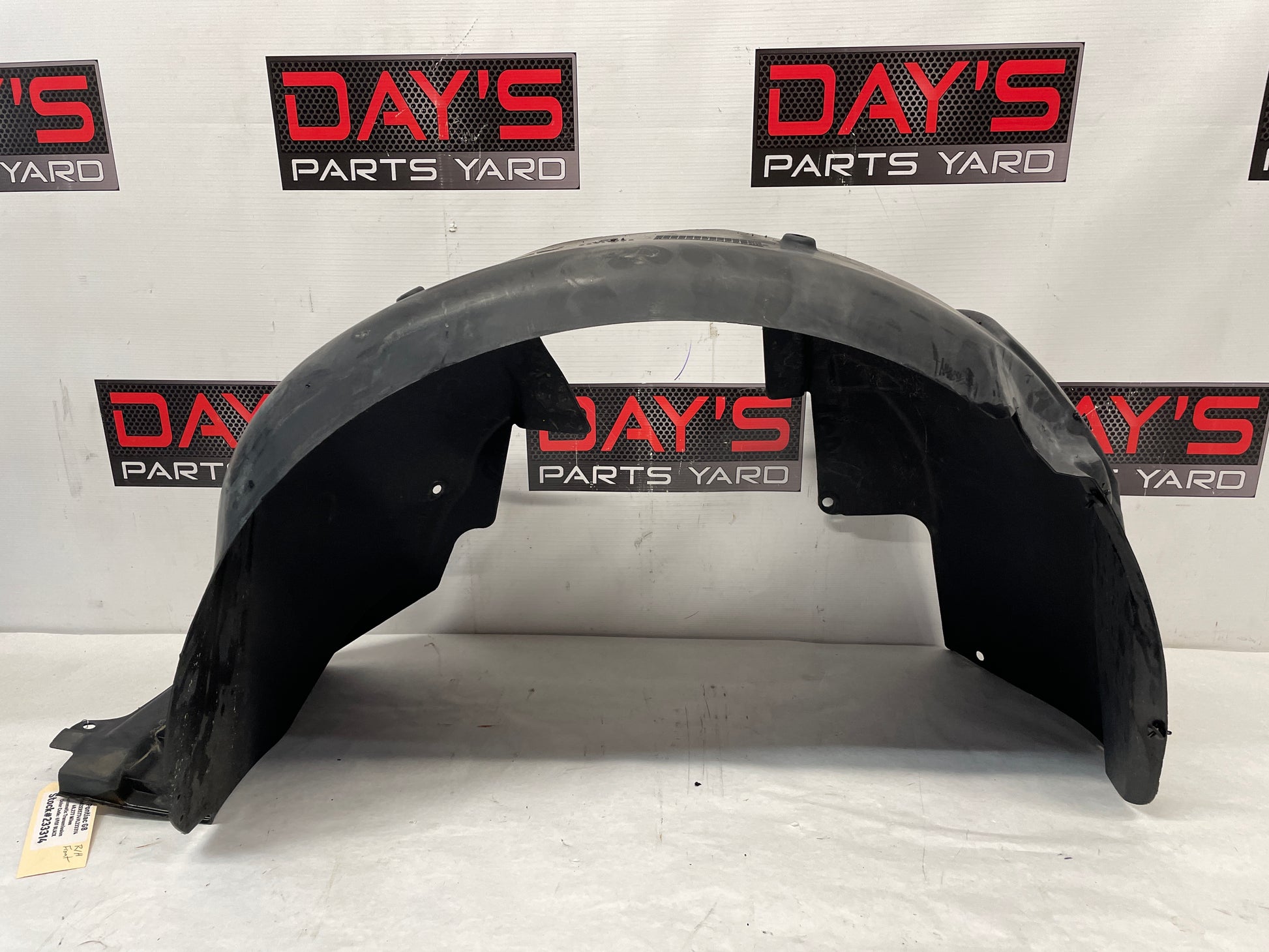 2009 Pontiac G8 RH Passenger Front Fender Wheel Well Liner House OEM - Day's Parts Yard