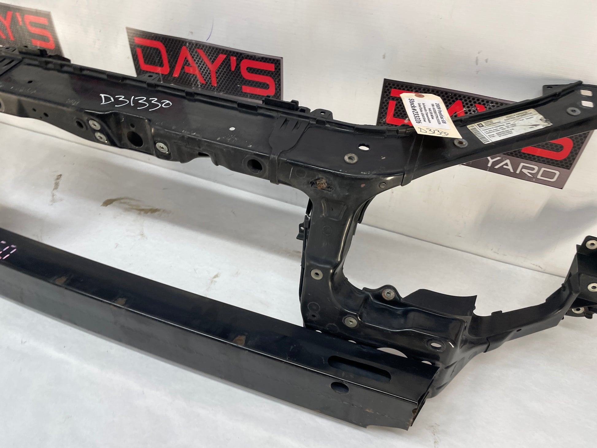 2009 Pontiac G8 Radiator Core Support Bracket OEM - Day's Parts Yard