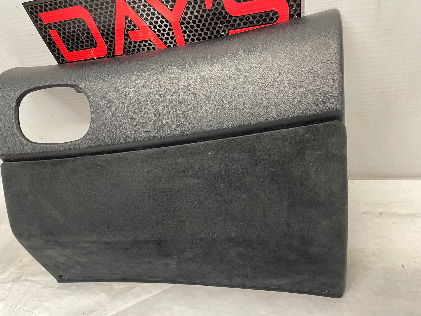 2006 Pontiac GTO Glovebox Compartment Door Skin Cover OEM