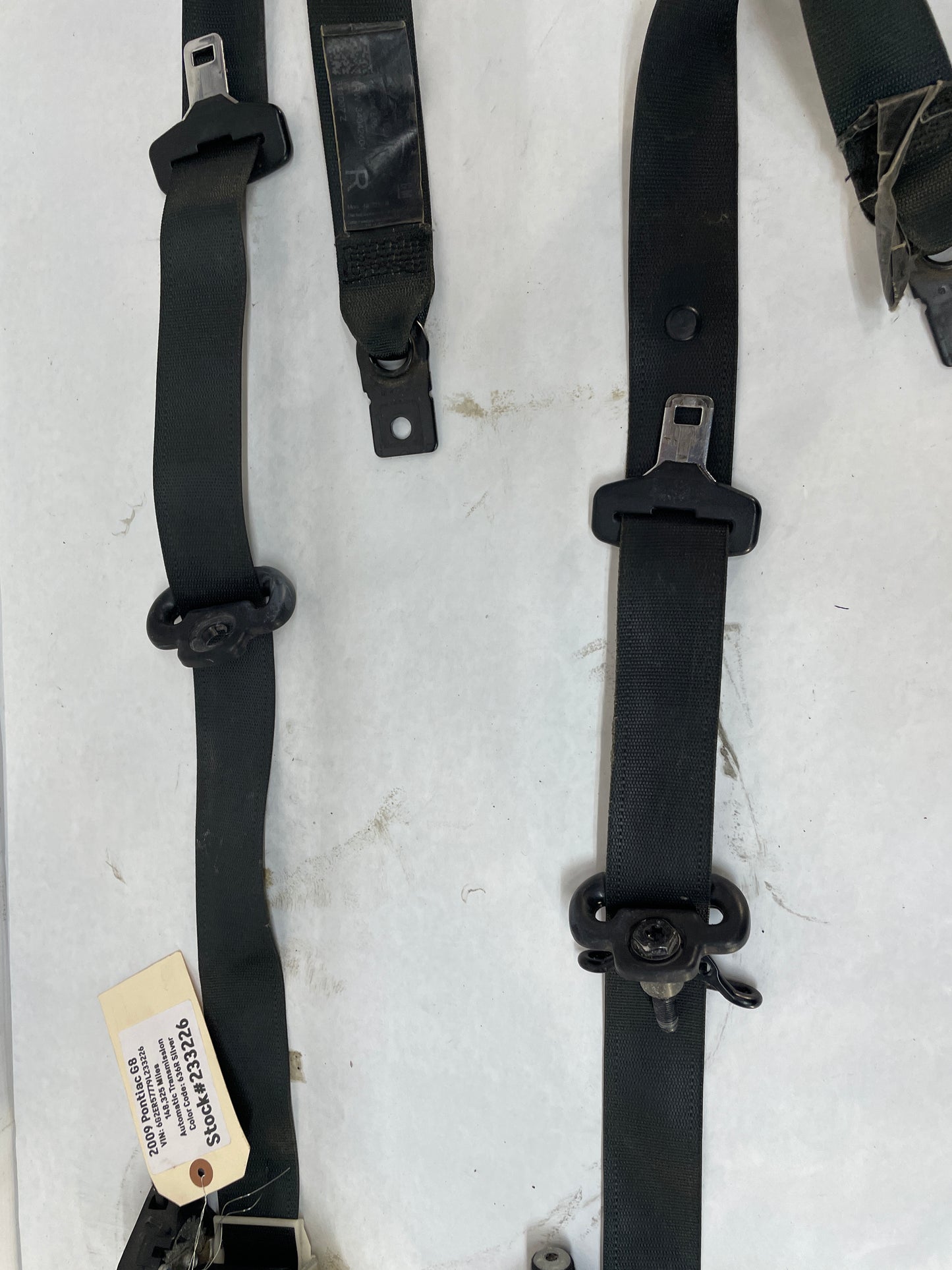 2009 Pontiac G8 RH & LH Front Seat Belts Retractors OEM - Day's Parts Yard