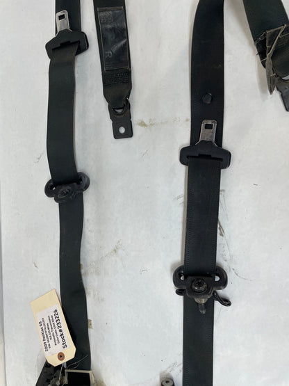 2009 Pontiac G8 RH & LH Front Seat Belts Retractors OEM - Day's Parts Yard