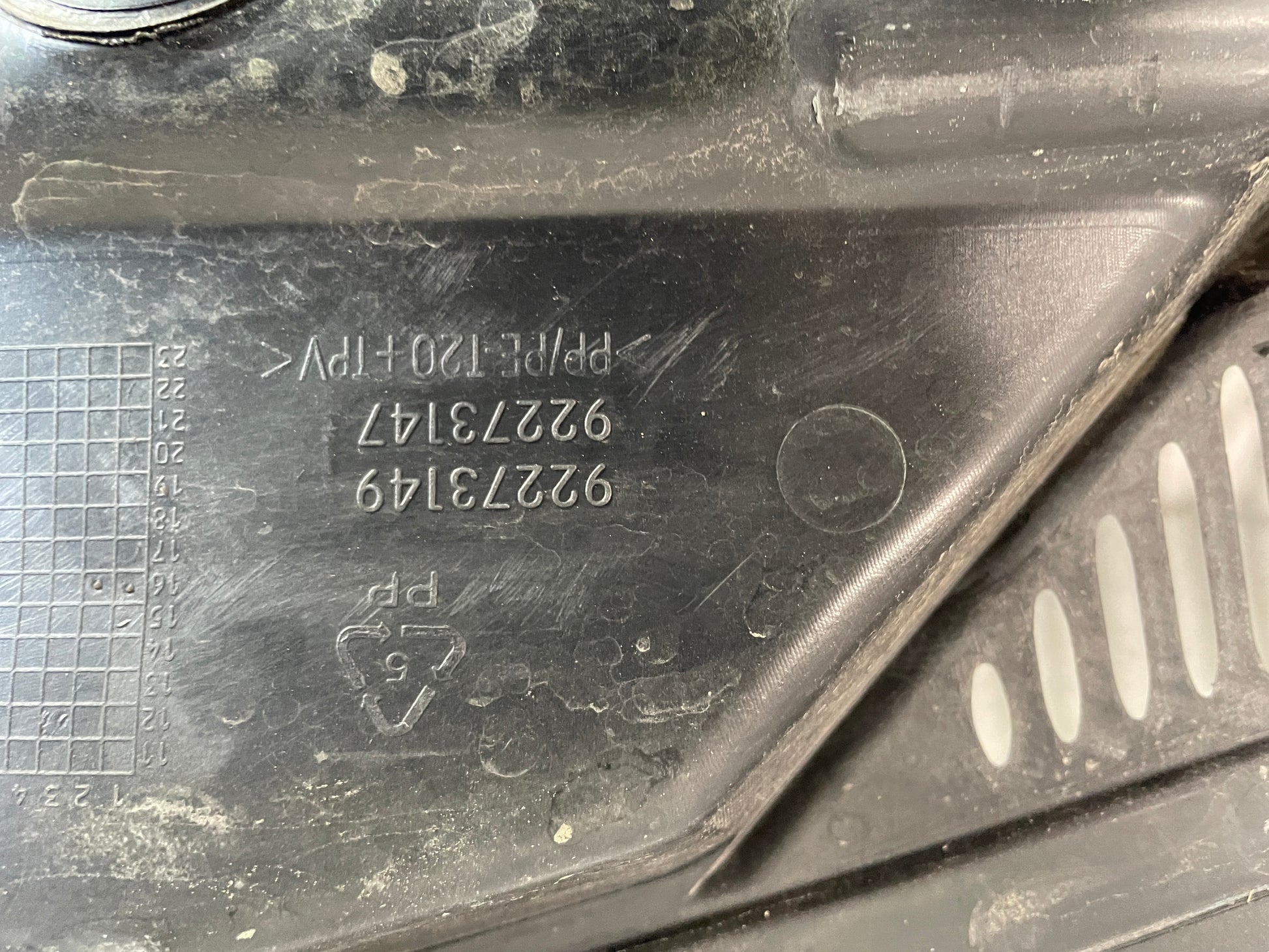 2017 Chevy SS Sedan Windshield Wiper Cowl OEM - Day's Parts Yard