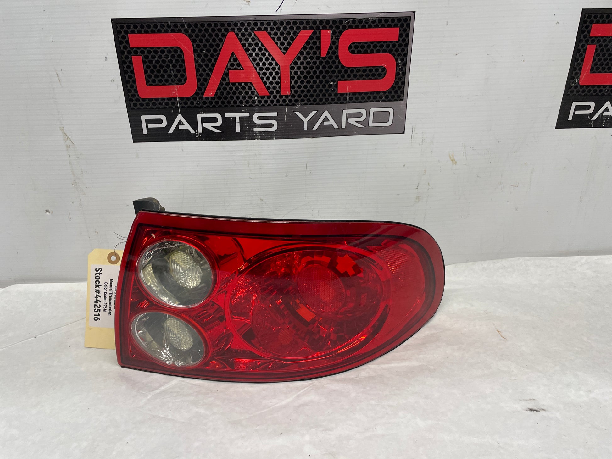 2005 Pontiac GTO RH Passenger Tail Light Taillight Lamp OEM - Day's Parts Yard