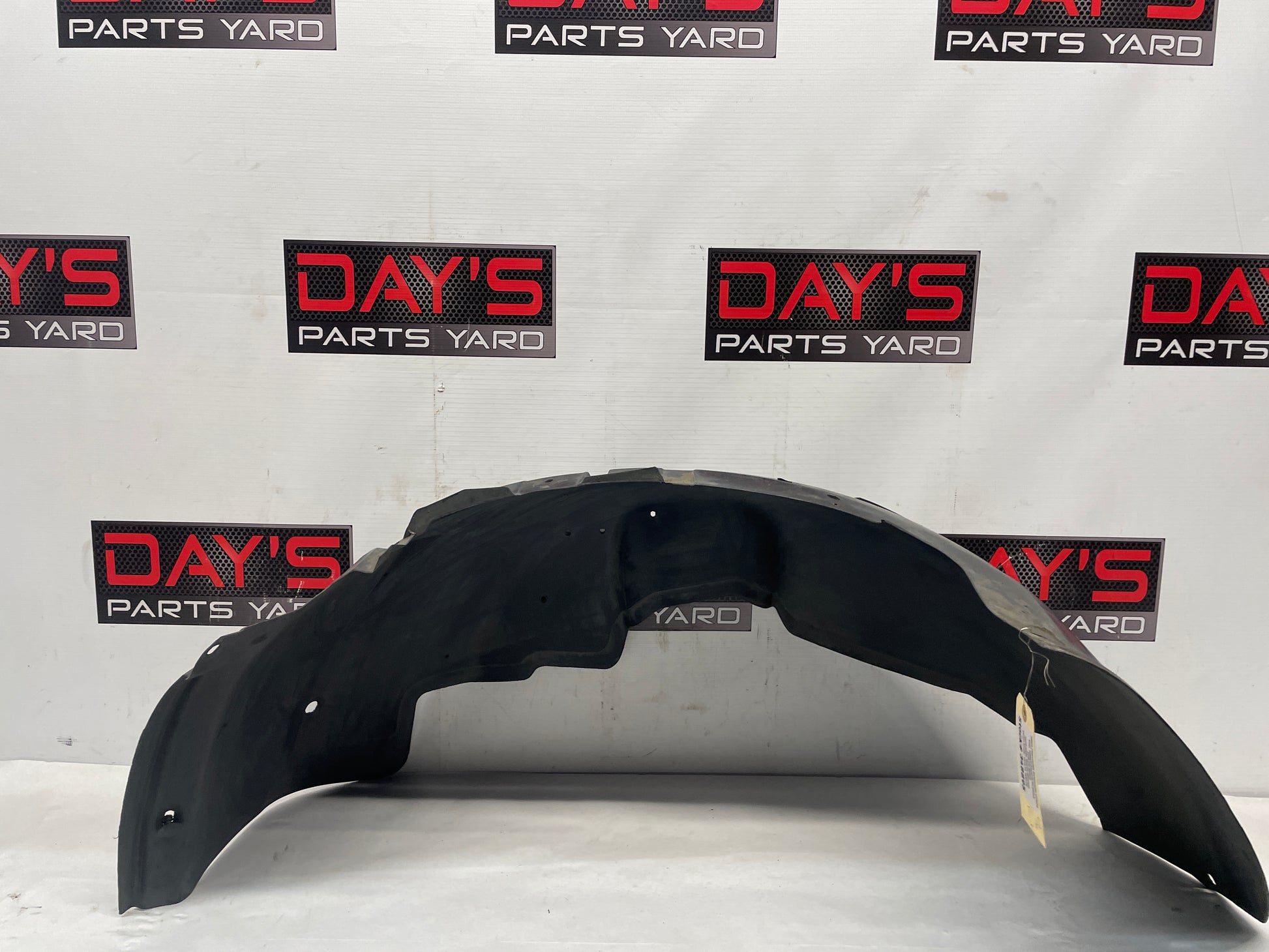 2003 Chevy Silverado C3500 LH Driver Front Fender Wheel Well House Liner OEM - Day's Parts Yard