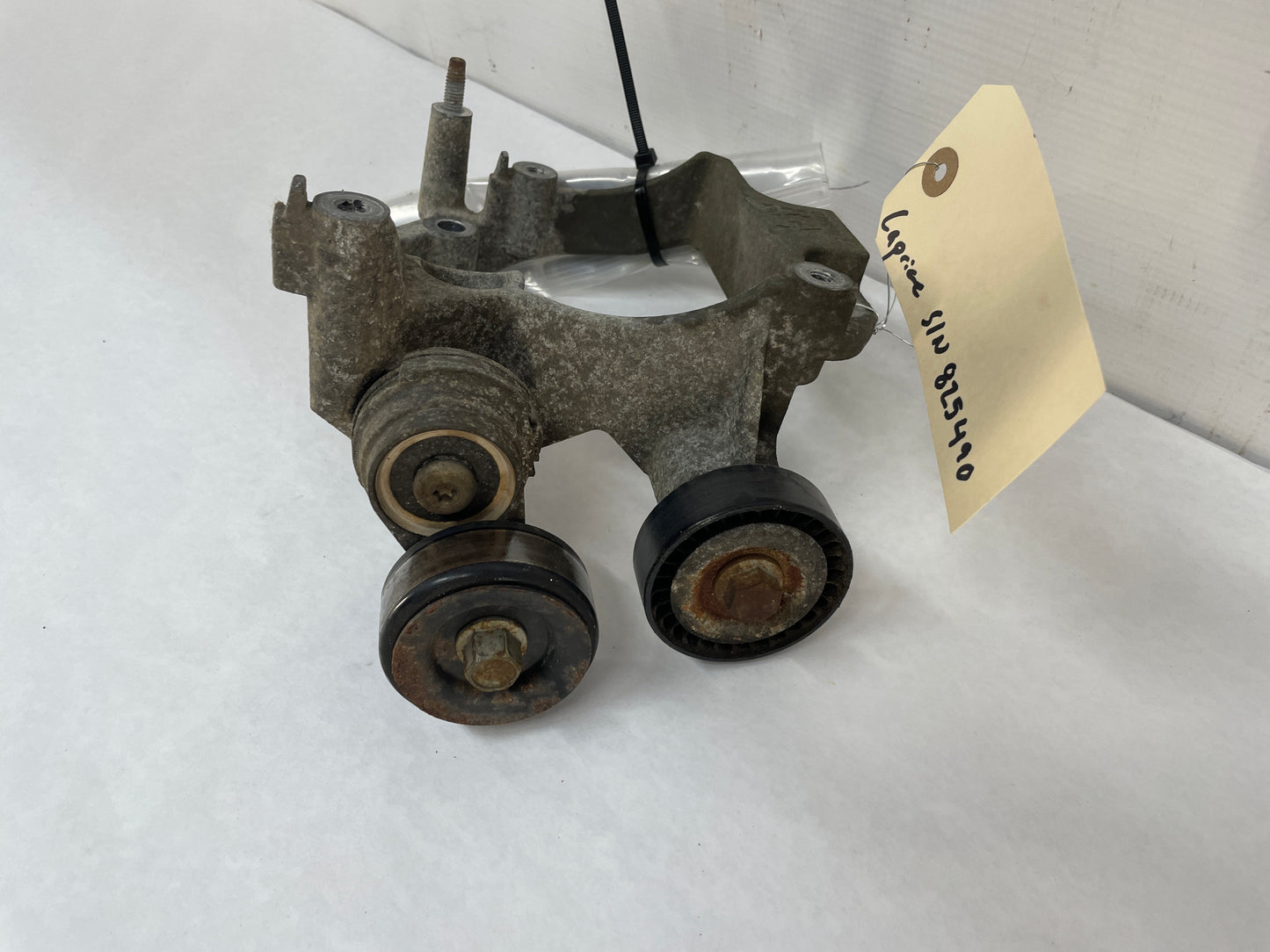 2013 Chevy Caprice PPV AC A/C Air Conditioner Compressor Bracket OEM - Day's Parts Yard