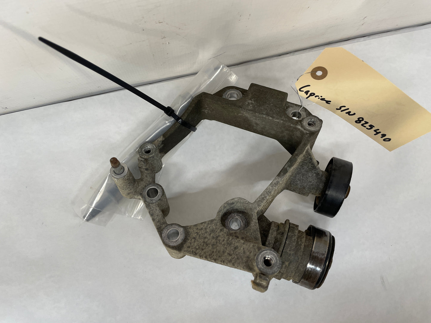 2013 Chevy Caprice PPV AC A/C Air Conditioner Compressor Bracket OEM - Day's Parts Yard