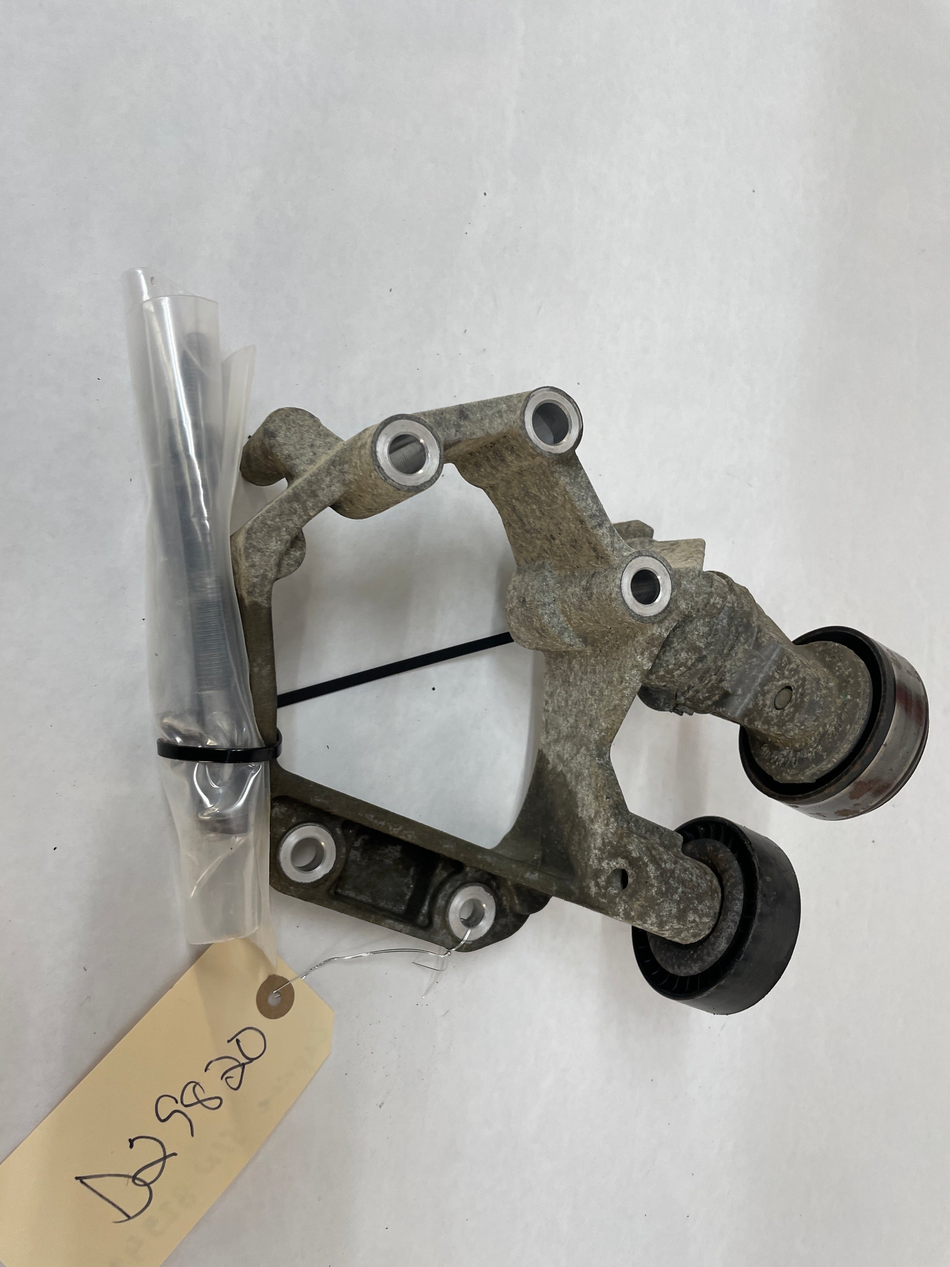 2013 Chevy Caprice PPV AC A/C Air Conditioner Compressor Bracket OEM - Day's Parts Yard