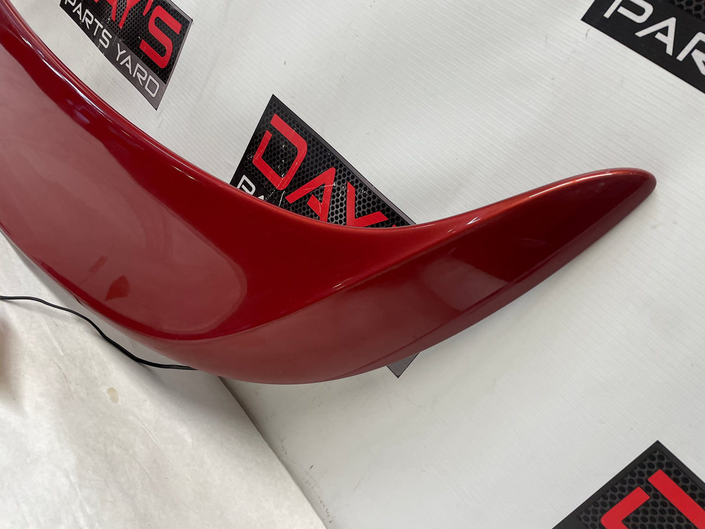 2006 Pontiac GTO Trunk Deck Lid Spoiler Wing w/ Light OEM