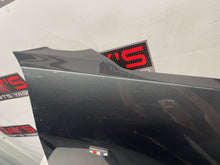 2018 Chevy Camaro SS RH Passenger Fender OEM - Day's Parts Yard