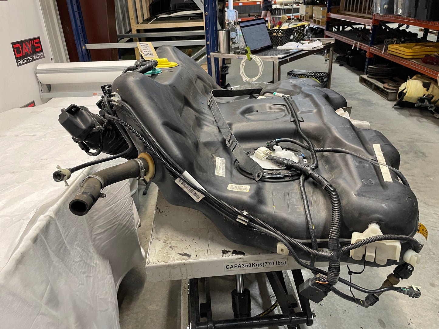 2017 Chevy SS Sedan Complete Fuel Gas Tank and Charcoal Canister OEM - Day's Parts Yard