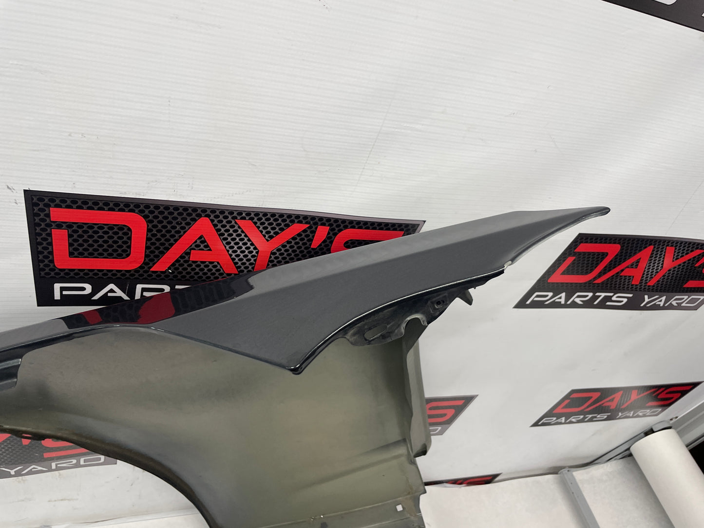 2018 Chevy Camaro SS RH Passenger Fender OEM - Day's Parts Yard