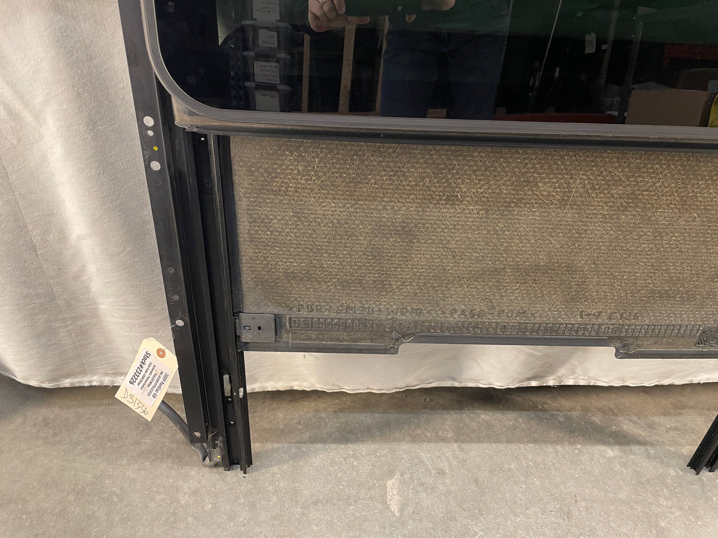 2009 Pontiac G8 Sun Moon Roof Sunroof Moonroof OEM - Day's Parts Yard