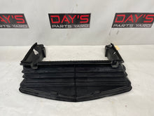 2009 Pontiac G8 Radiator Air Inlet Shroud OEM - Day's Parts Yard