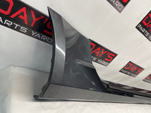 2018 Chevy Camaro SS RH Passenger Rocker Molding Panel OEM - Day's Parts Yard