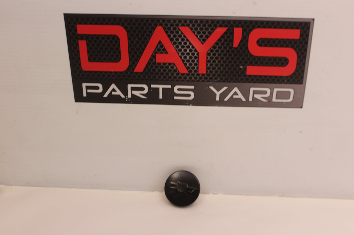 2015 Chevy Camaro SS Center Wheel Cap OEM - Day's Parts Yard