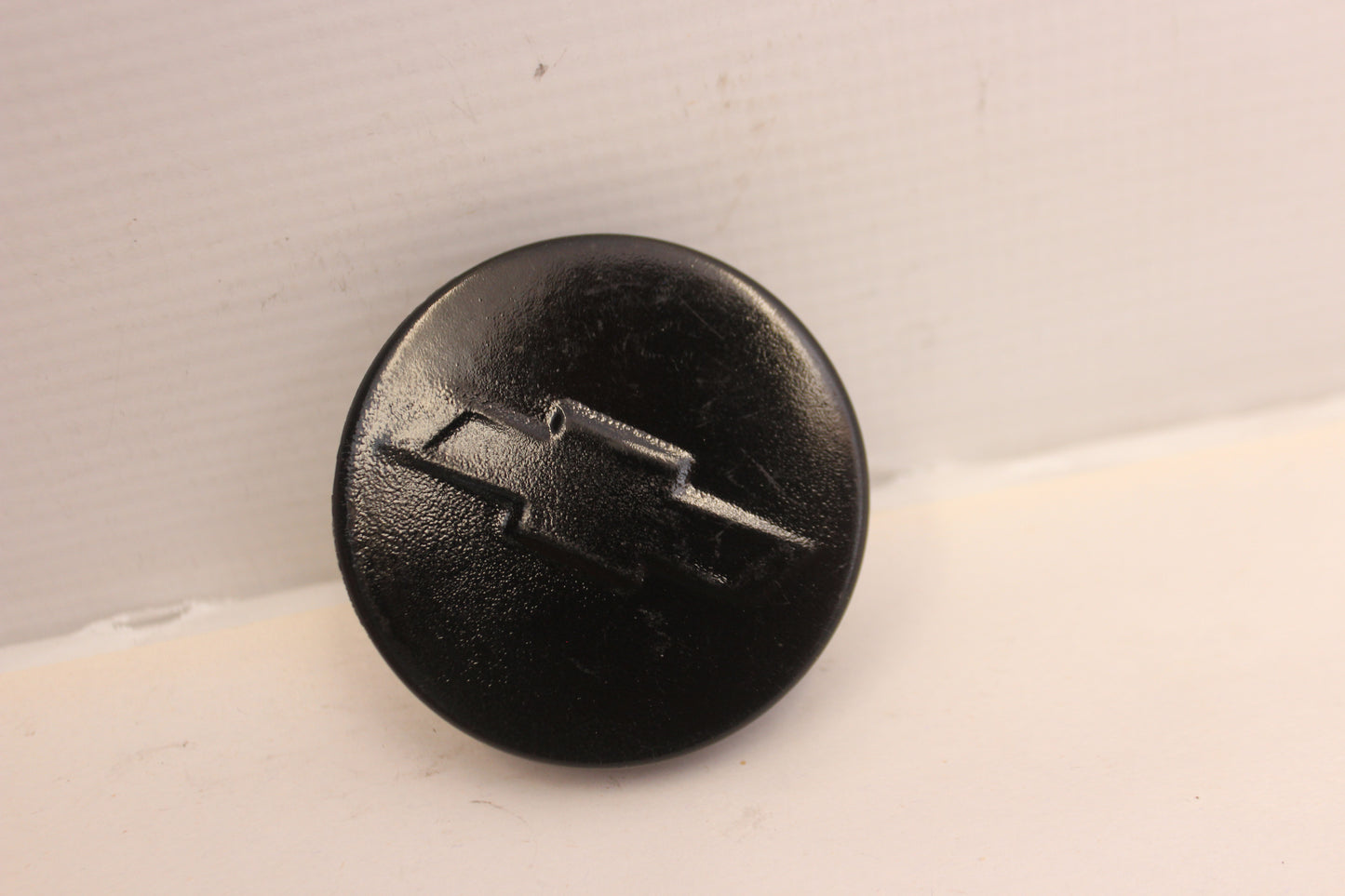 2015 Chevy Camaro SS Center Wheel Cap OEM - Day's Parts Yard