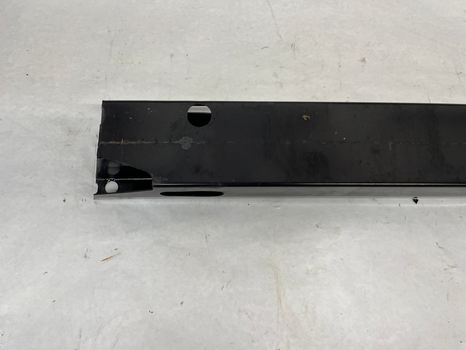 2009 Pontiac G8 Front Impact Absorber Bar OEM - Day's Parts Yard