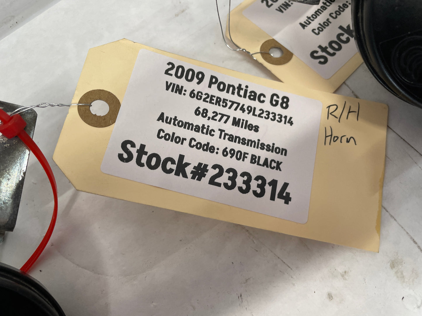 2009 Pontiac G8 RH & LH Horn Set OEM - Day's Parts Yard