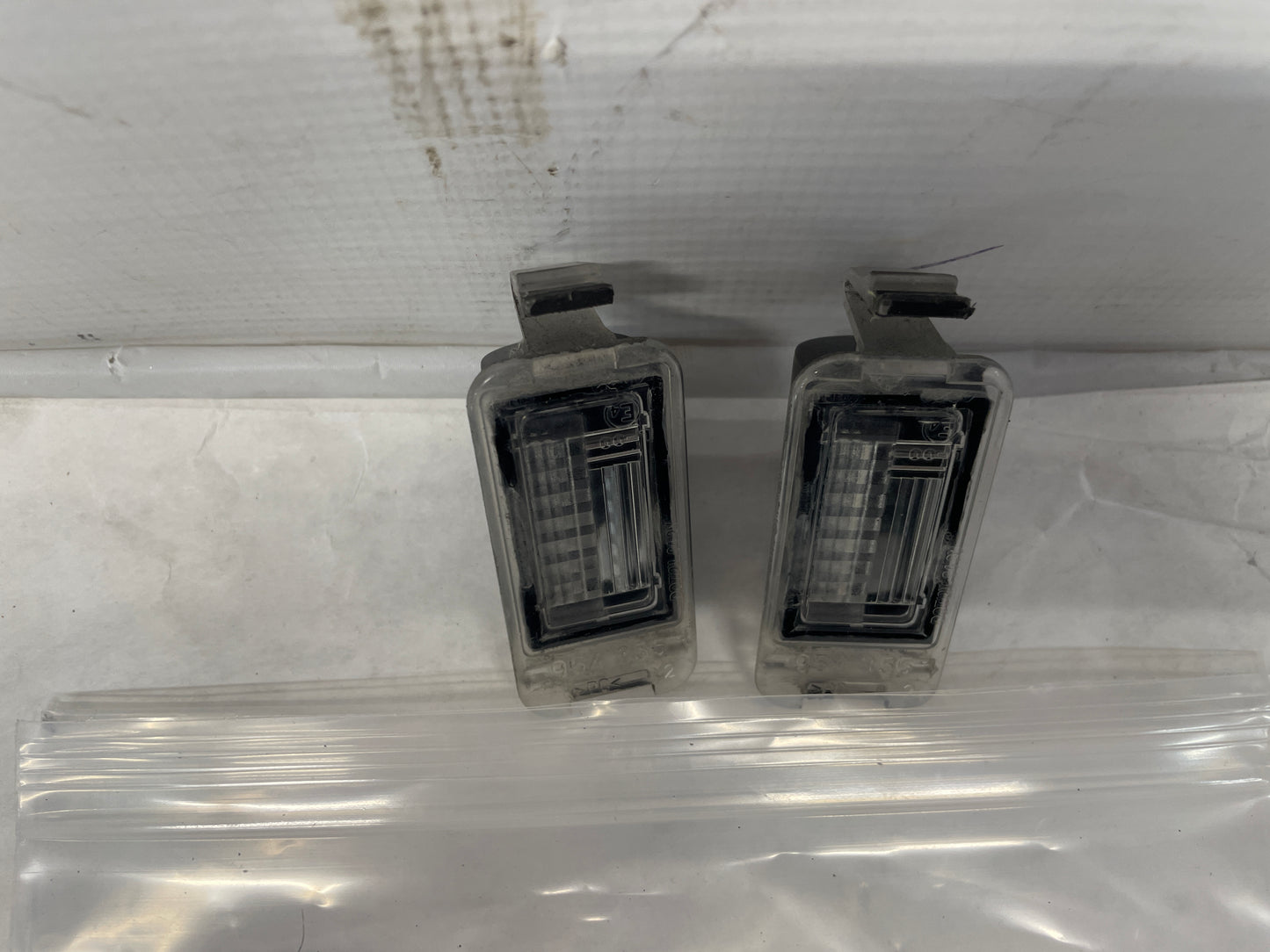 2005 Pontiac GTO License Plate Tag Light Set OEM - Day's Parts Yard
