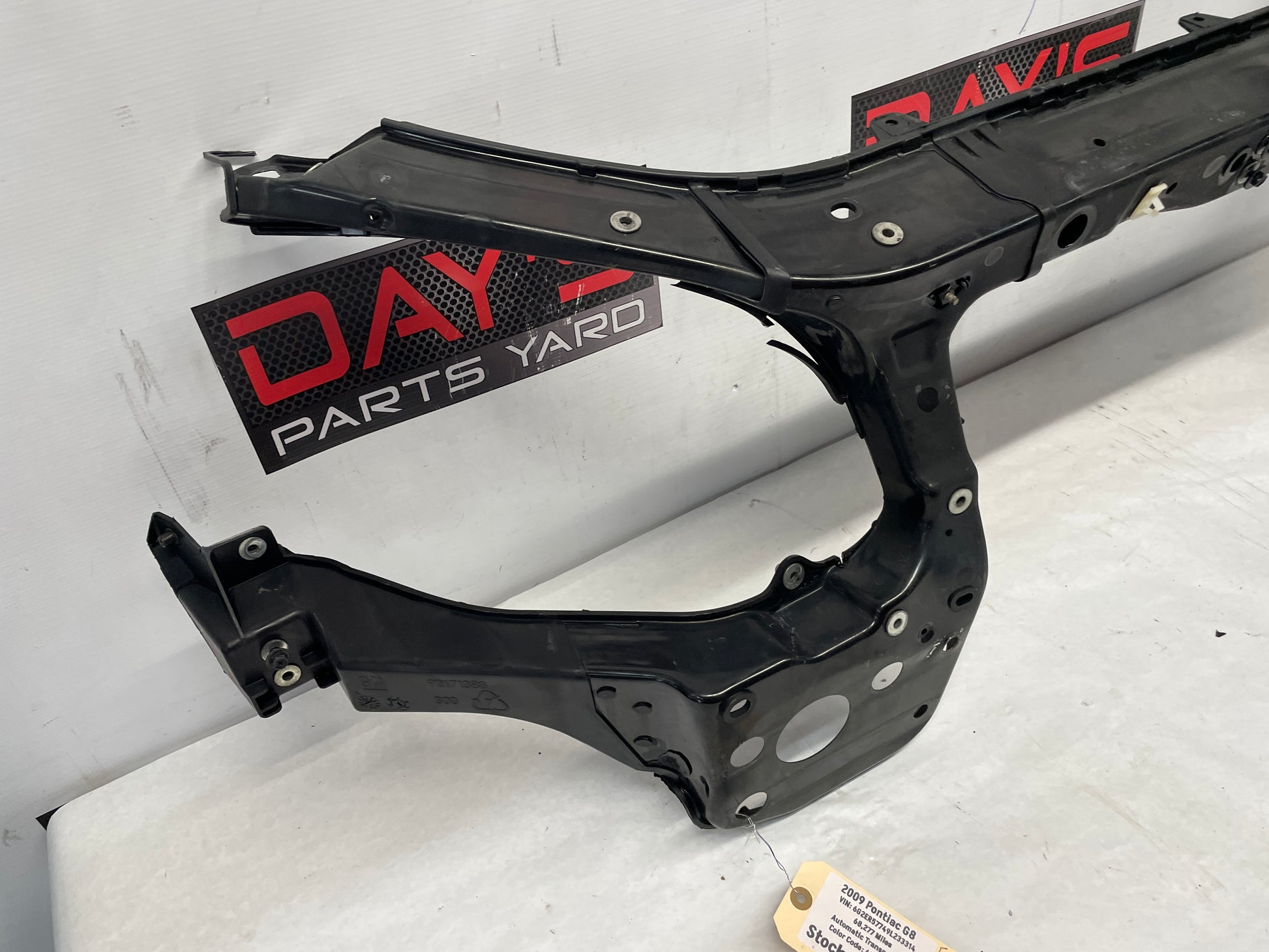 2009 Pontiac G8 Radiator Core Support Bracket - Day's Parts Yard
