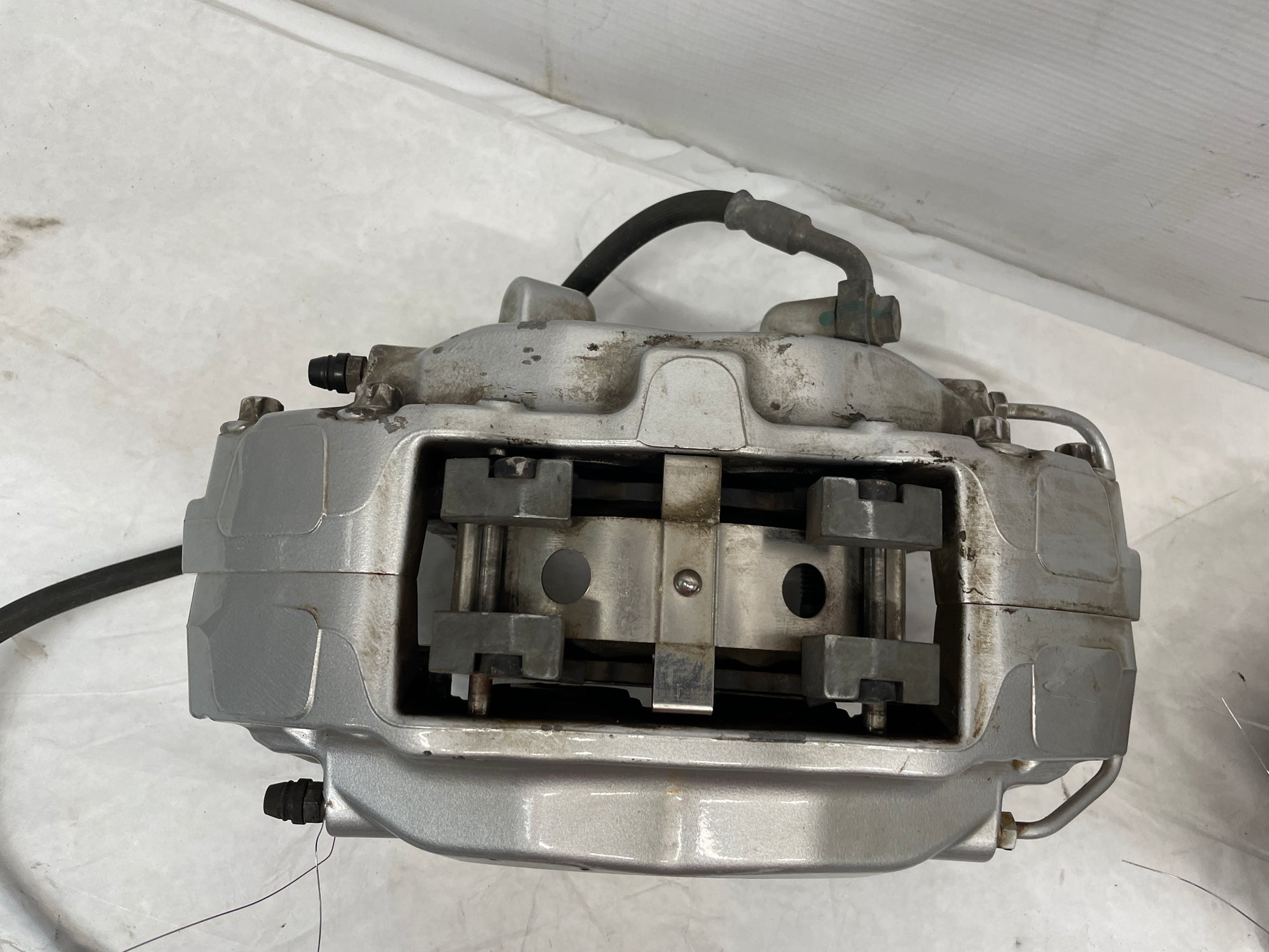 2014 Chevy SS Sedan RH & LH Front Brembo Calipers OEM - Day's Parts Yard