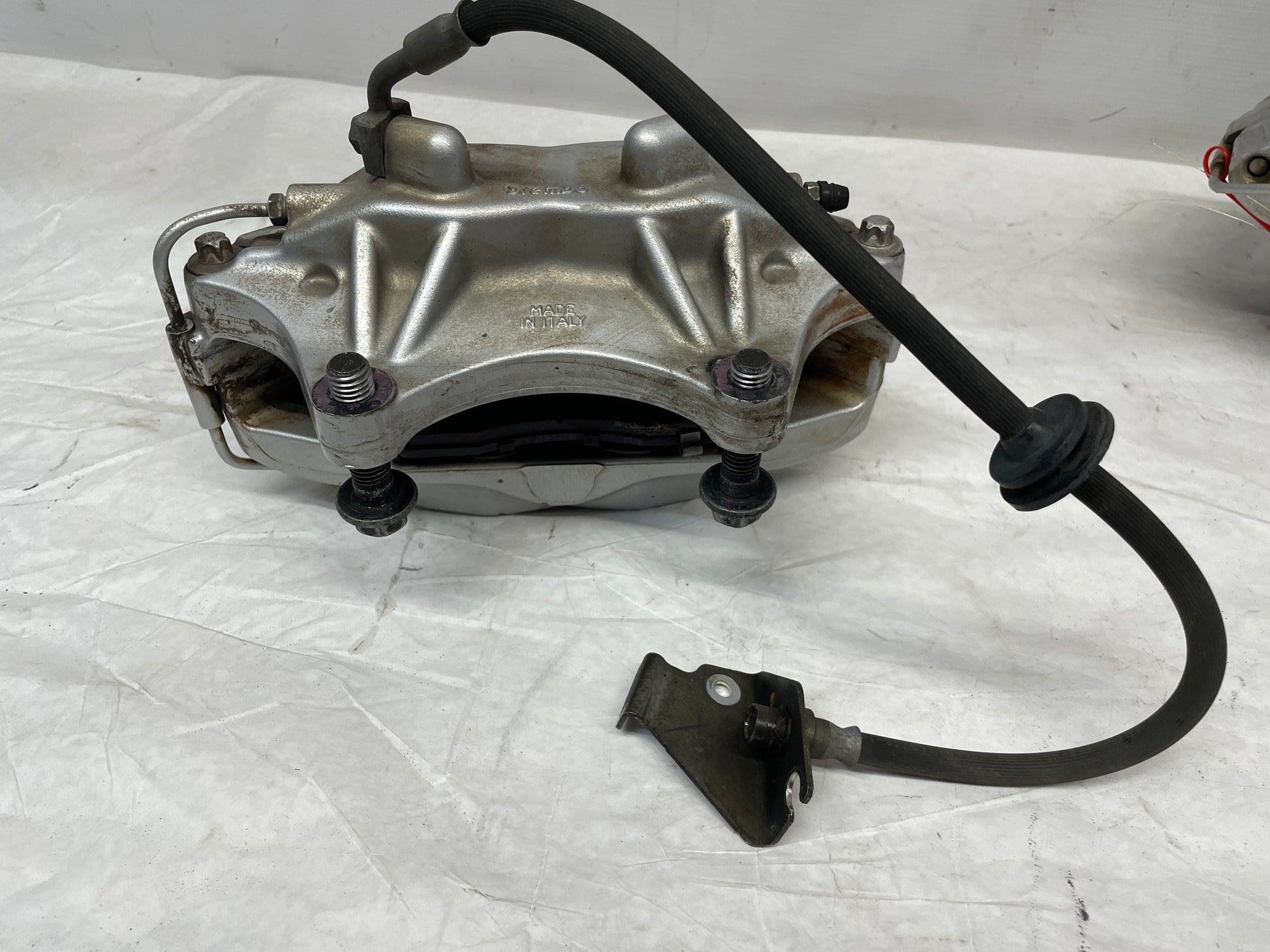 2014 Chevy SS Sedan RH & LH Front Brembo Calipers OEM - Day's Parts Yard