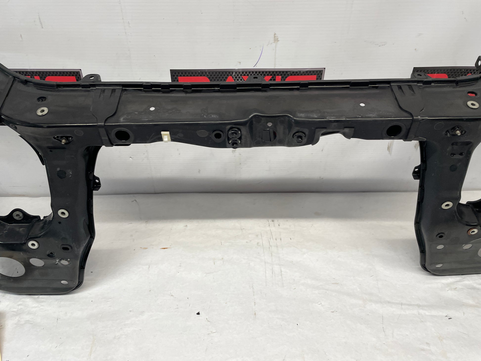 2009 Pontiac G8 Radiator Core Support Bracket - Day's Parts Yard