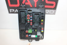 2014 Chevrolet SS Sedan Rear Fuse Box Relay OEM - Day's Parts Yard