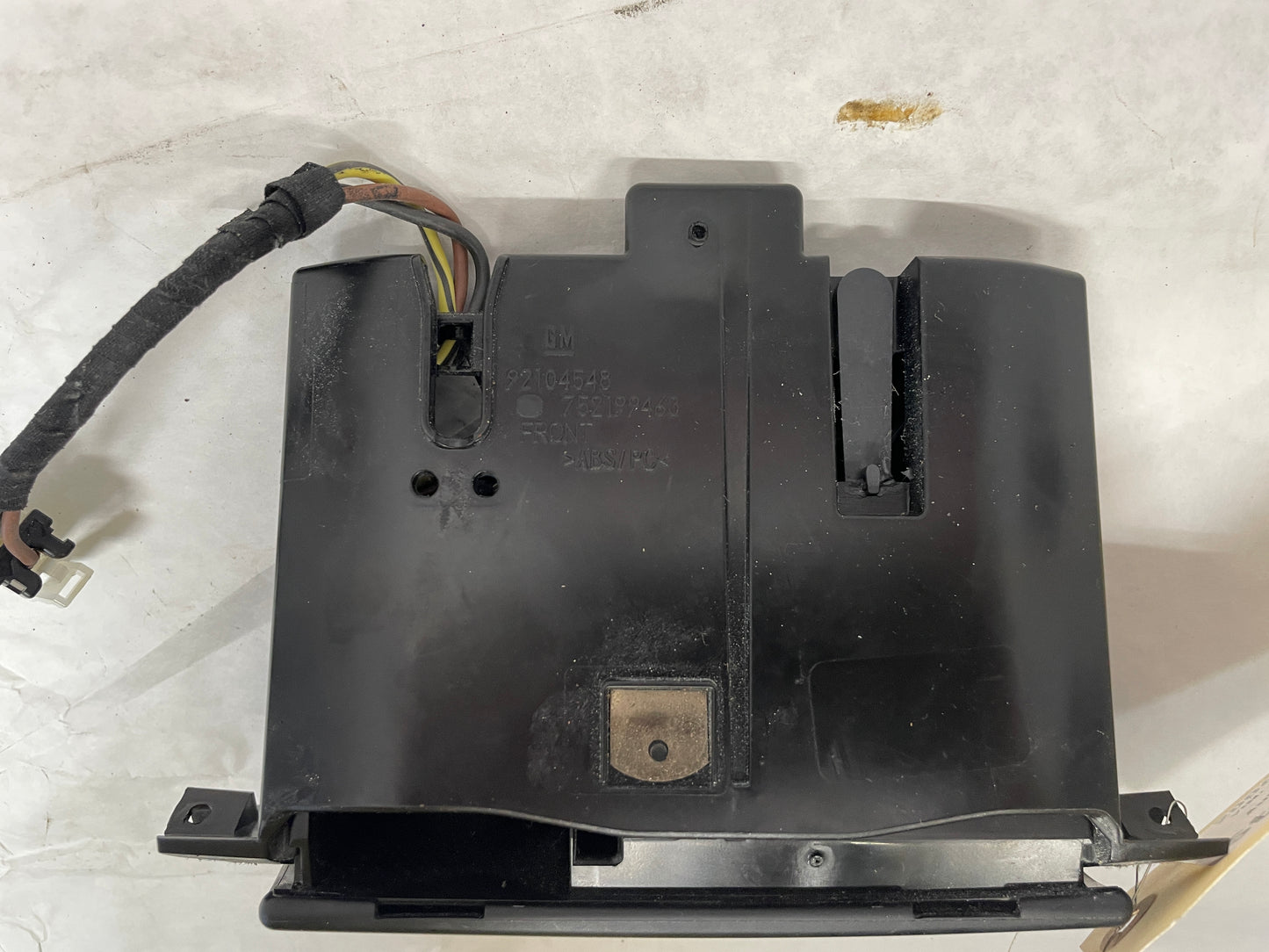 2006 Pontiac GTO Lower Radio Ashtray Compartment Smokers Package OEM