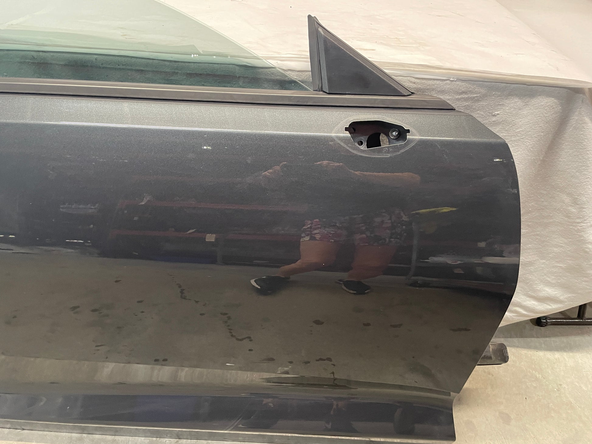 2018 Chevy Camaro SS RH Passenger Front Exterior Door OEM - Day's Parts Yard