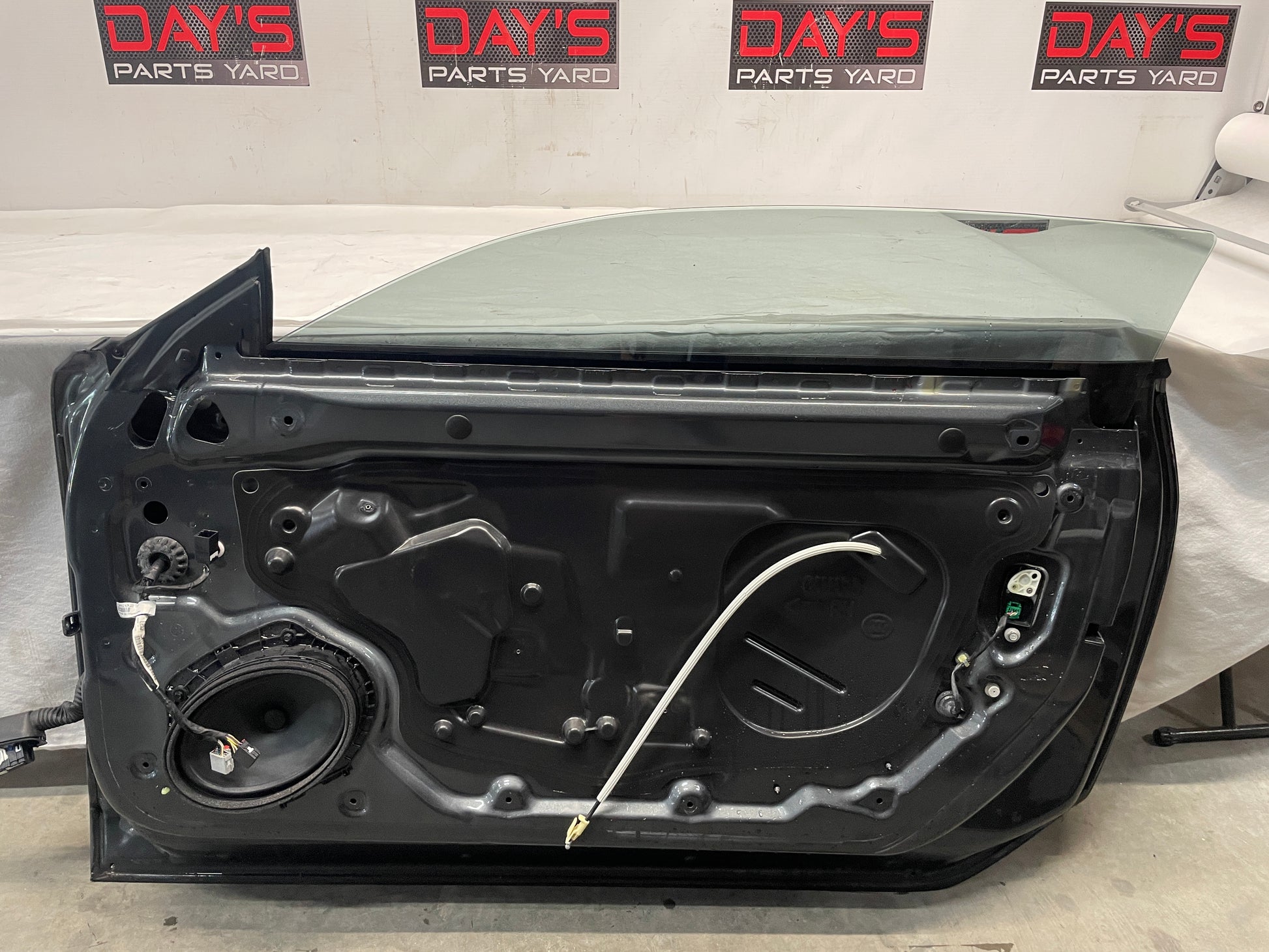 2018 Chevy Camaro SS RH Passenger Front Exterior Door OEM - Day's Parts Yard